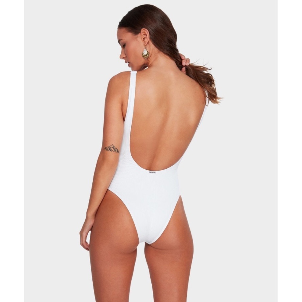 🔥🔥BILLABONG - SKIES ONE PIECE🔥🔥 - Picture 5 of 9